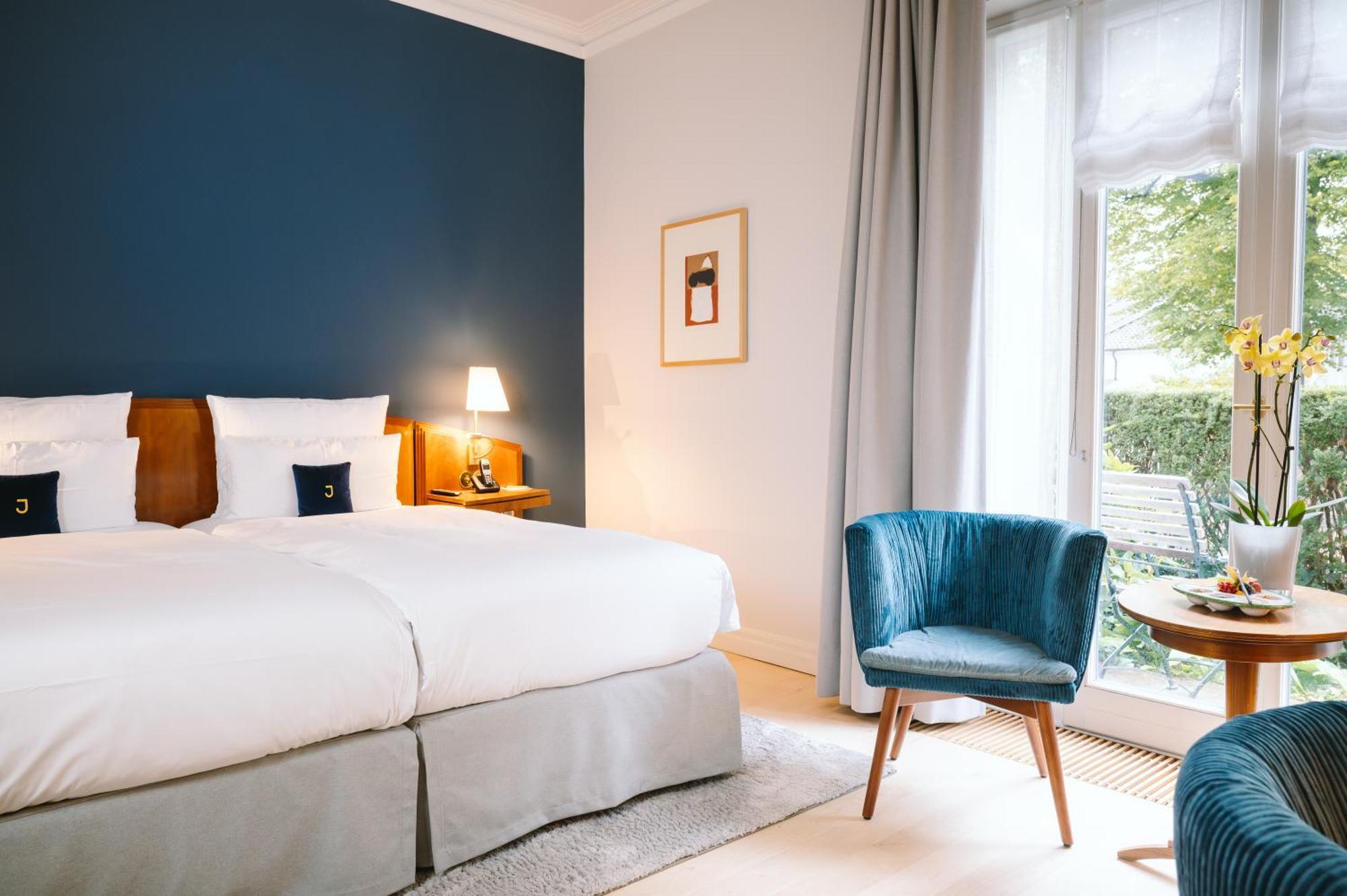 Hotel Louis C. Jacob Hamburg Bagian luar foto A room at the Hotel de l'Europe